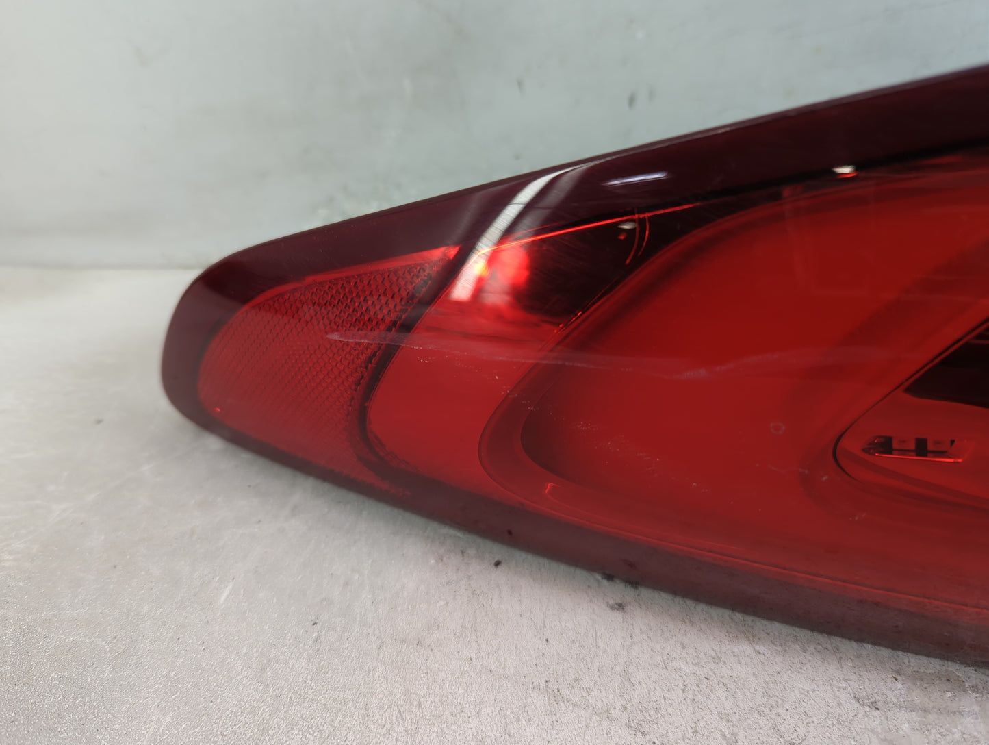 2019-2020 Ford Fusion Tail Light Assembly Driver Left OEM P/N:6003TH0065 Fits Fits 2019 2020 OEM Used Auto Parts - Oemusedau