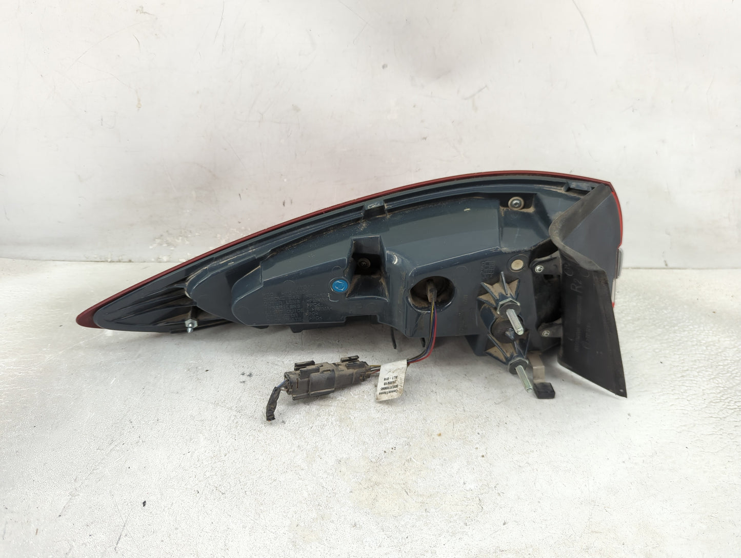 2019-2020 Ford Fusion Tail Light Assembly Driver Left OEM P/N:6003TH0065 Fits Fits 2019 2020 OEM Used Auto Parts - Oemusedau