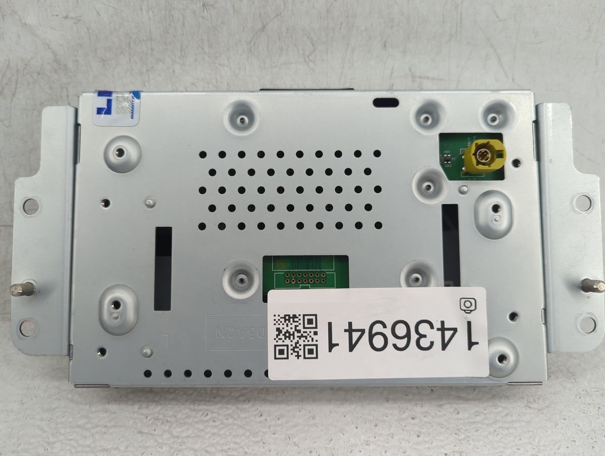 2019-2020 Ford Fusion Information Radio Display Screen 1436941 - Oemusedautoparts1.com