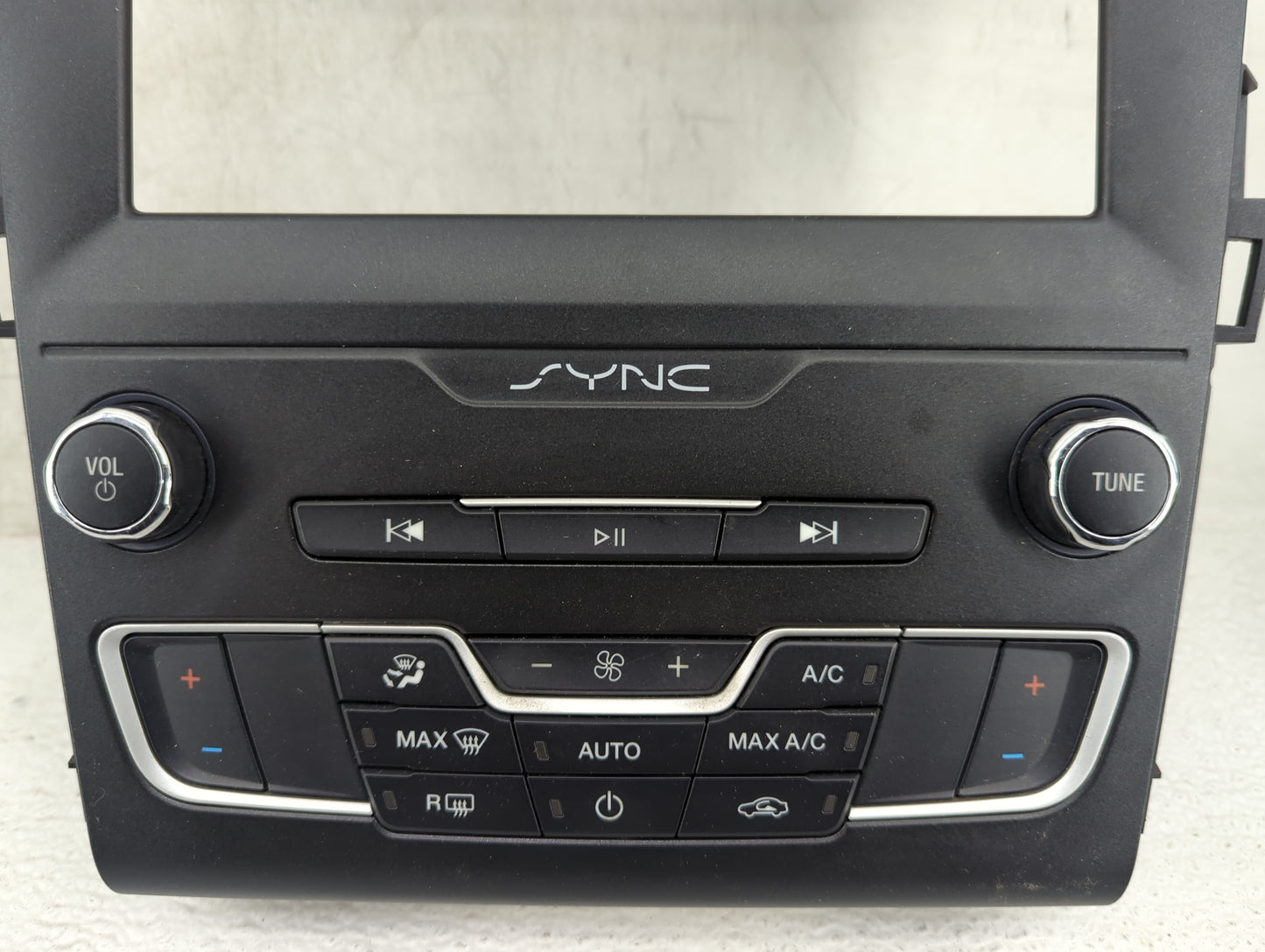 2019-2020 Ford Fusion Radio AM FM Cd Player Receiver Replacement P/N:KS7T-18E245-CGD KS7T-18E245-CGE Fits Fits 2019 2020 OEM