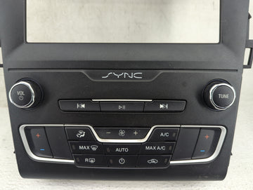 2019-2020 Ford Fusion Radio AM FM Cd Player Receiver Replacement P/N:KS7T-18E245-CGD KS7T-18E245-CGE Fits Fits 2019 2020 OEM Used Auto Parts