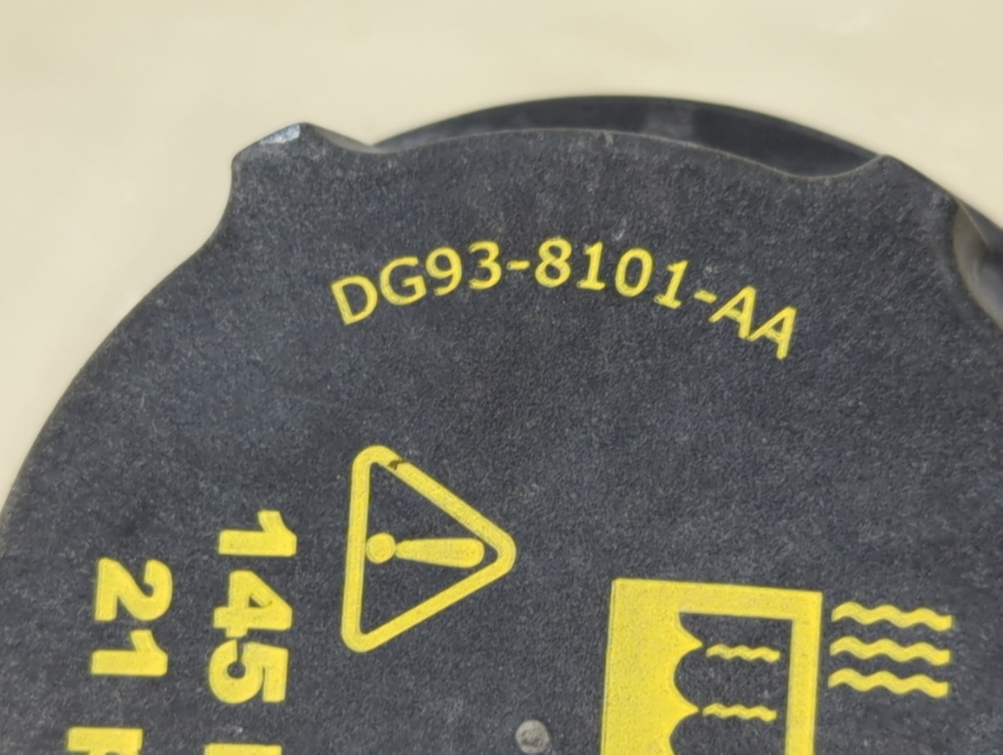 2017-2020 Ford Fusion Radiator Coolant Overflow Expansion Tank Bottle 1459609 - Oemusedautoparts1.com
