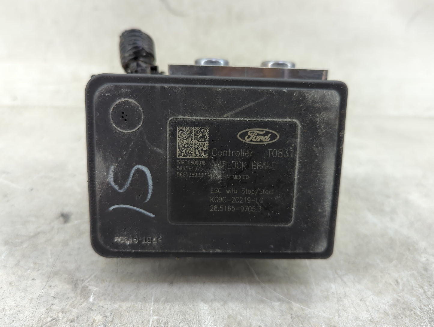 2019-2020 Ford Fusion ABS Pump Control Module Replacement P/N:KG9C-2C219-LC Fits Fits 2019 2020 OEM Used Auto Parts - Oemuse