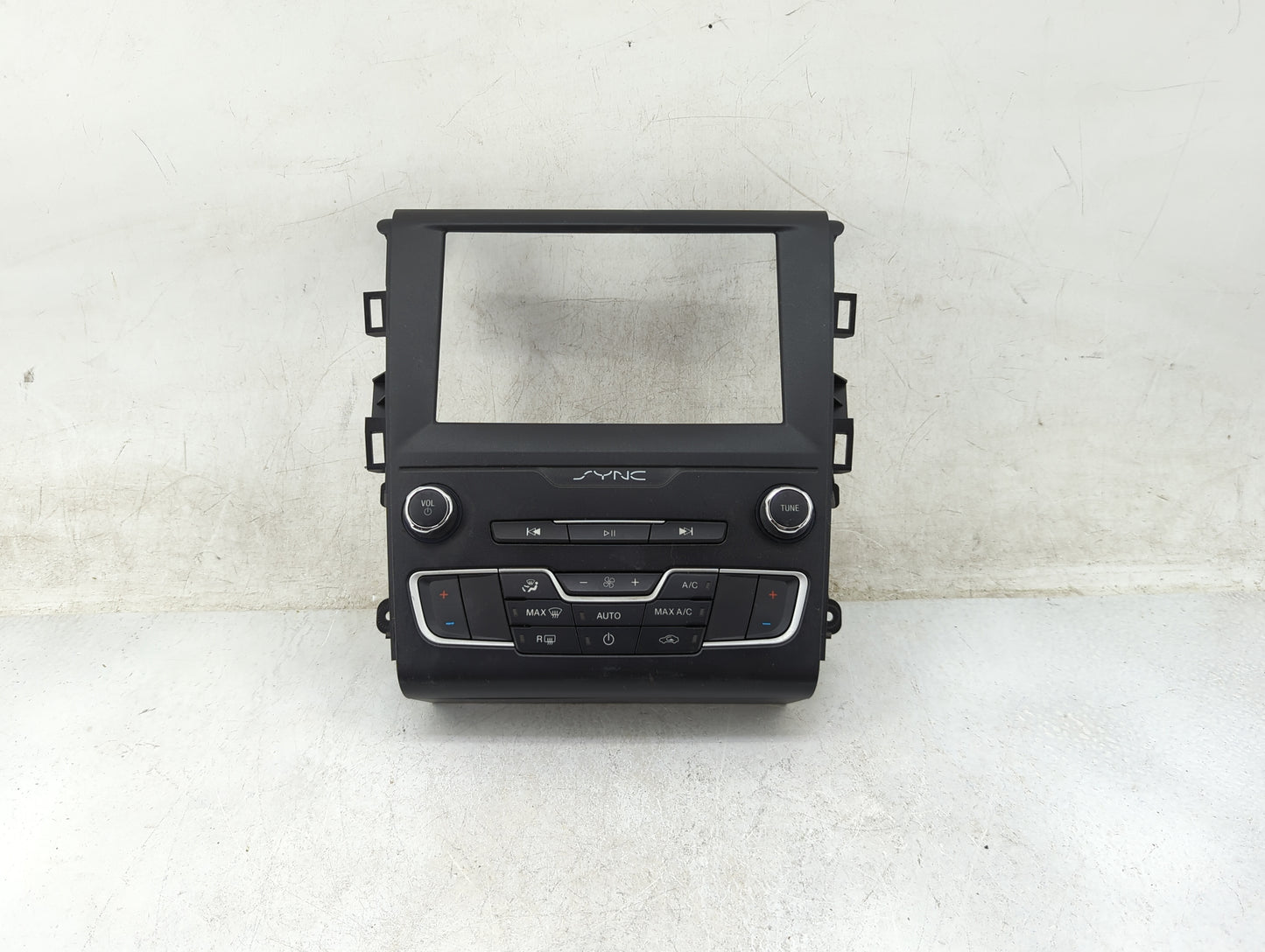 2019-2020 Ford Fusion Radio AM FM Cd Player Receiver Replacement P/N:KS7T-18E245-CGE Fits Fits 2019 2020 OEM Used Auto Parts