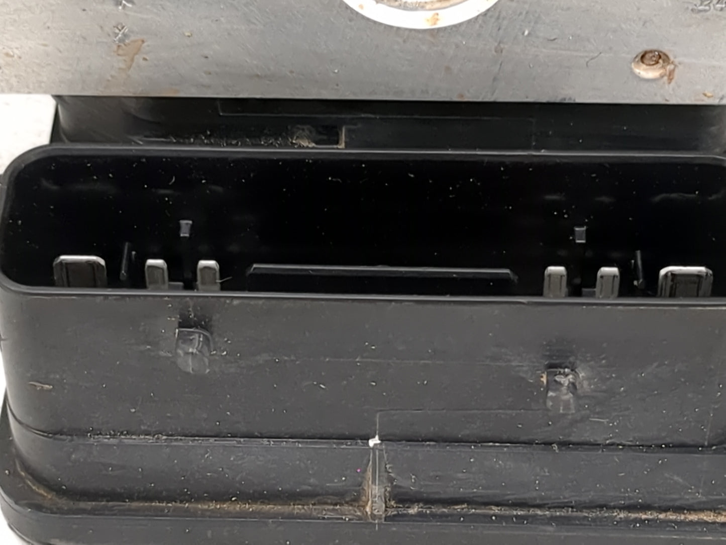 2019-2020 Ford Fusion ABS Pump Control Module Replacement P/N:KG9C-2C555-AC 25.0220-1128.4 Fits Fits 2019 2020 OEM Used Auto