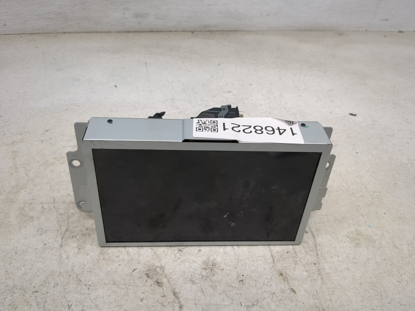 2017-2020 Ford Fusion Information Display Screen 1468221 - Oemusedautoparts1.com