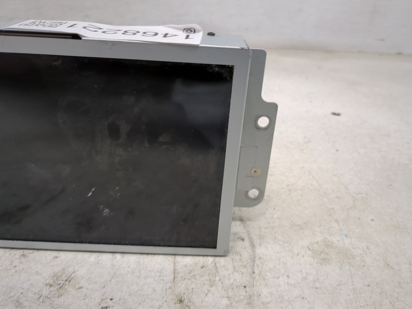 2017-2020 Ford Fusion Information Display Screen 1468221 - Oemusedautoparts1.com