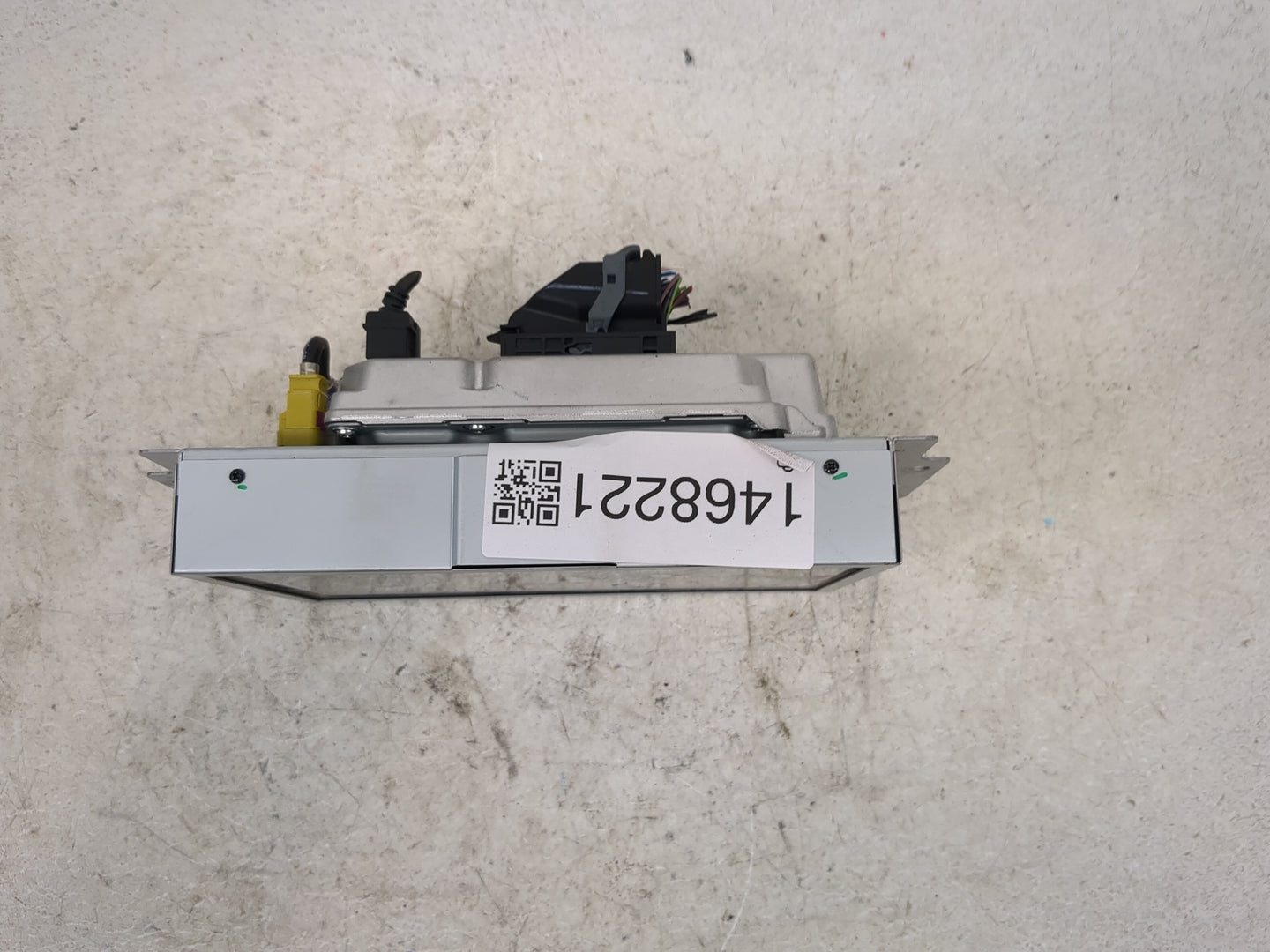2017-2020 Ford Fusion Information Display Screen 1468221 - Oemusedautoparts1.com