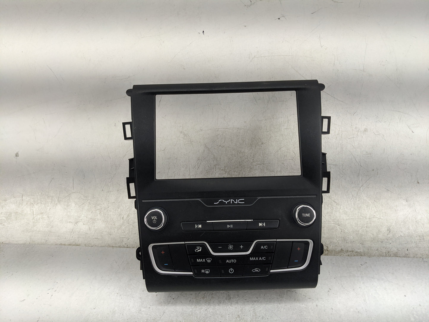 2019-2020 Ford Fusion Radio Control Panel 1468239 - Oemusedautoparts1.com
