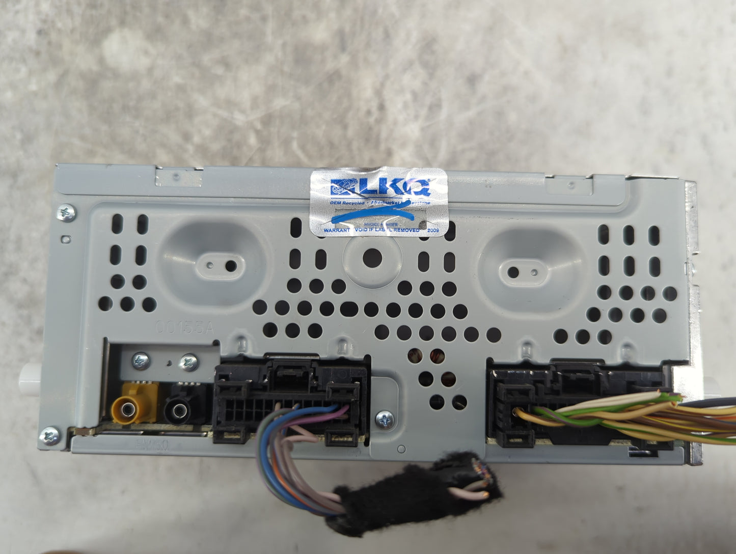 2019-2020 Ford Fusion Radio AM FM Cd Player Receiver Replacement P/N:KS7T-18D818-YB CQ-HJ1N14MA Fits Fits 2019 2020 OEM Used