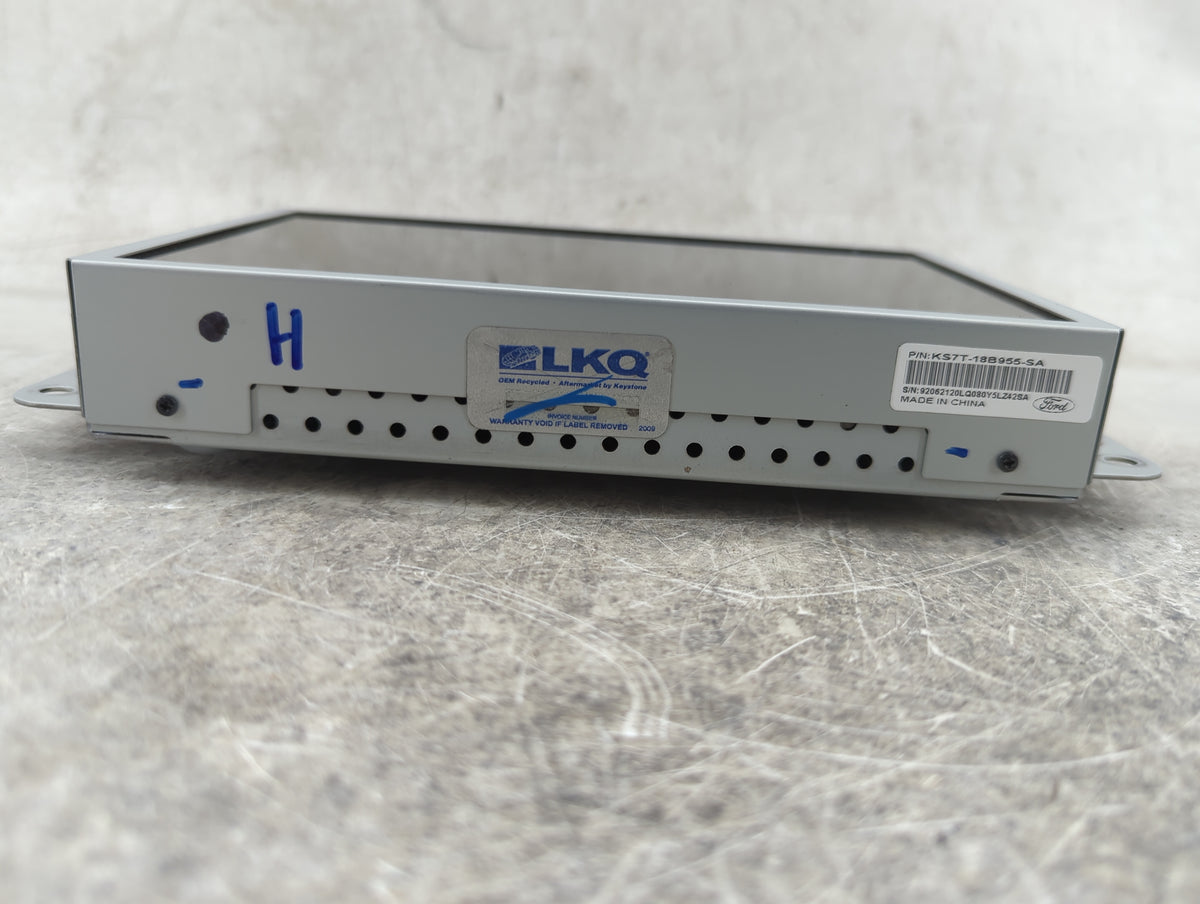 2019-2020 Ford Fusion Information Radio Display Screen 1470196 - Oemusedautoparts1.com