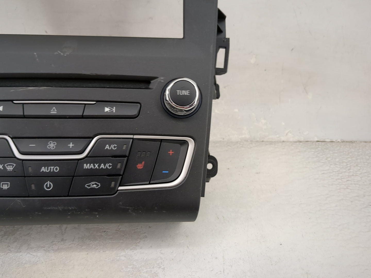 2016-2020 Ford Fusion Radio Control Panel 1474694 - Oemusedautoparts1.com