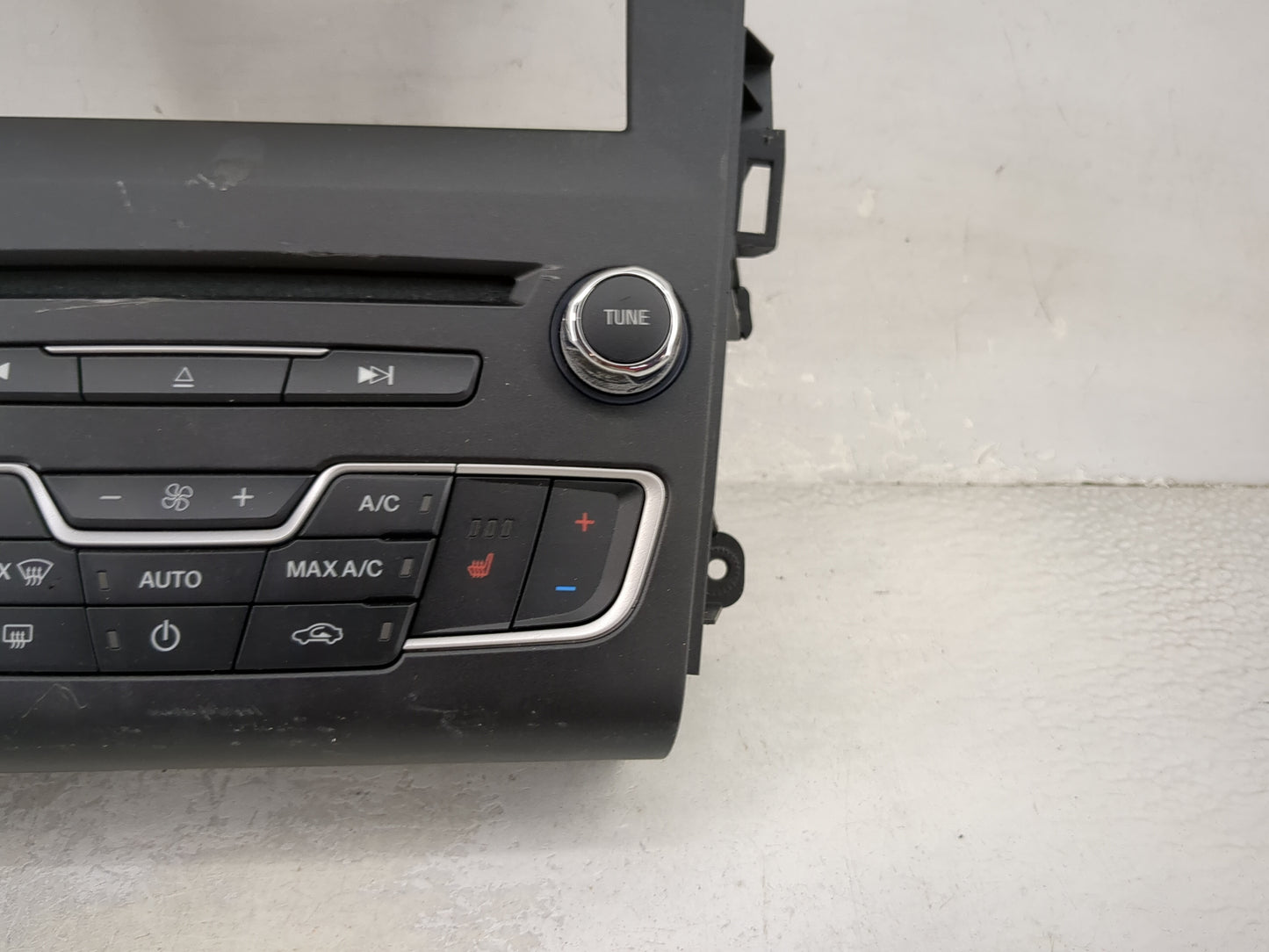 2016-2020 Ford Fusion Radio Control Panel 1474694 - Oemusedautoparts1.com