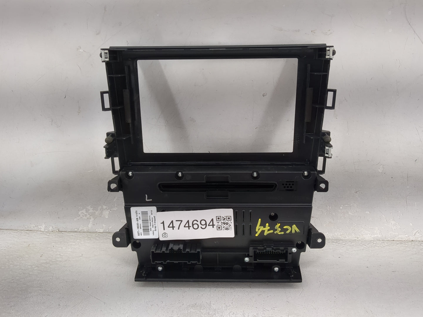 2016-2020 Ford Fusion Radio Control Panel 1474694 - Oemusedautoparts1.com