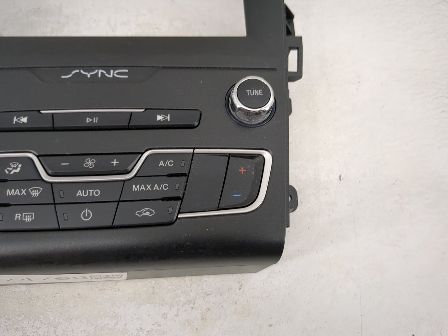 2019-2020 Ford Fusion Radio Control Panel 1474762 - Oemusedautoparts1.com