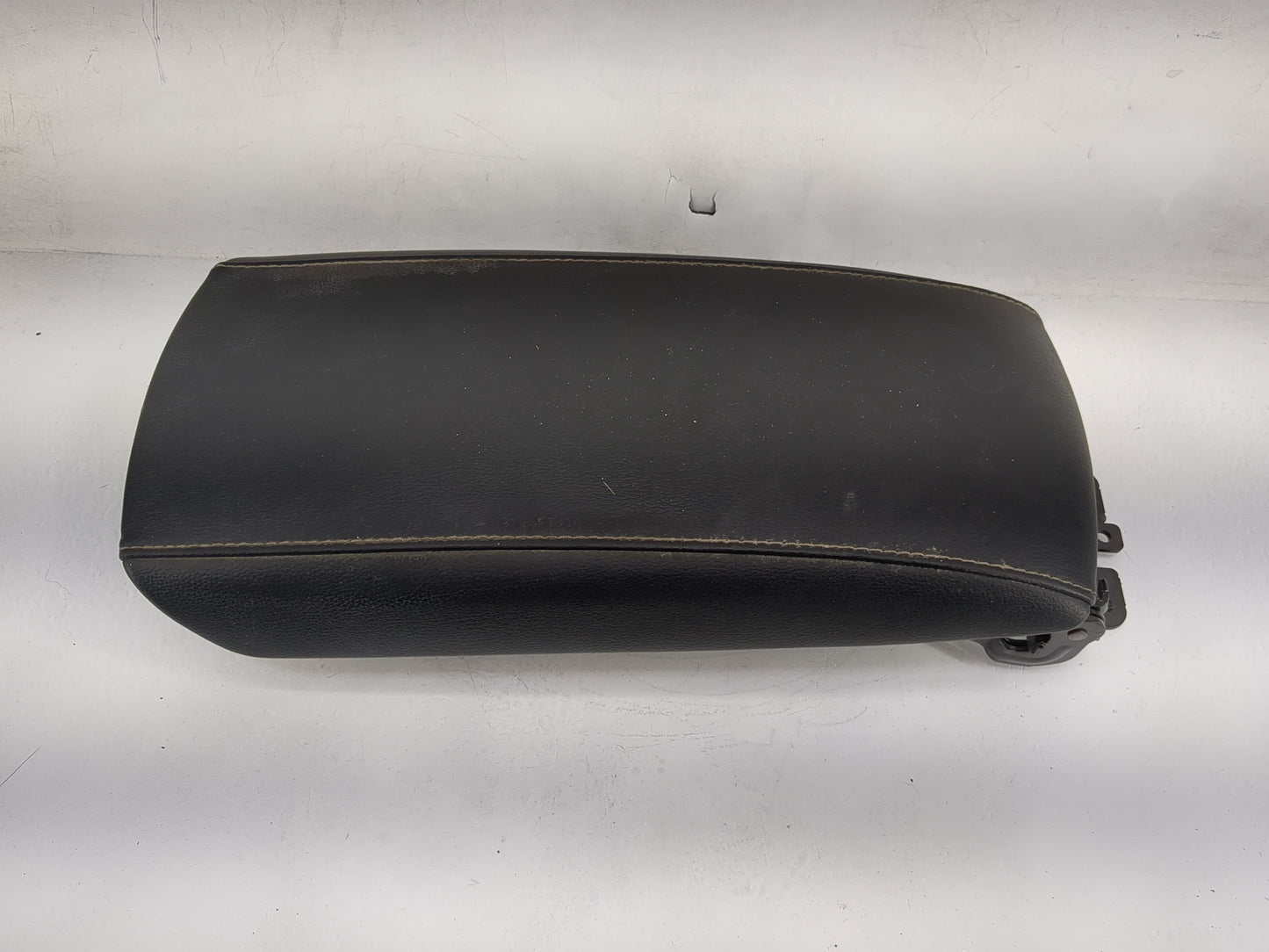 2017-2020 Ford Fusion Center Console Armrest Cover Lid P/N:HS73-F04804 L0262581AA04ZHE Fits Fits 2017 2018 2019 2020 OEM Use