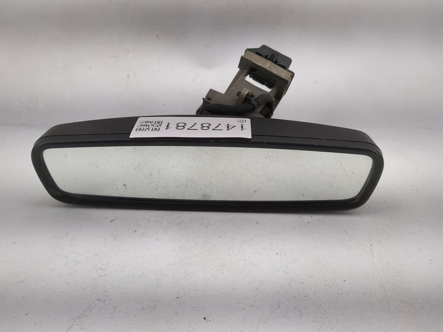 2019 Ford Fusion Interior Rear View Mirror Replacement OEM P/N:046532 026532, GNTX-288 Fits OEM Used Auto Parts - Oemusedaut