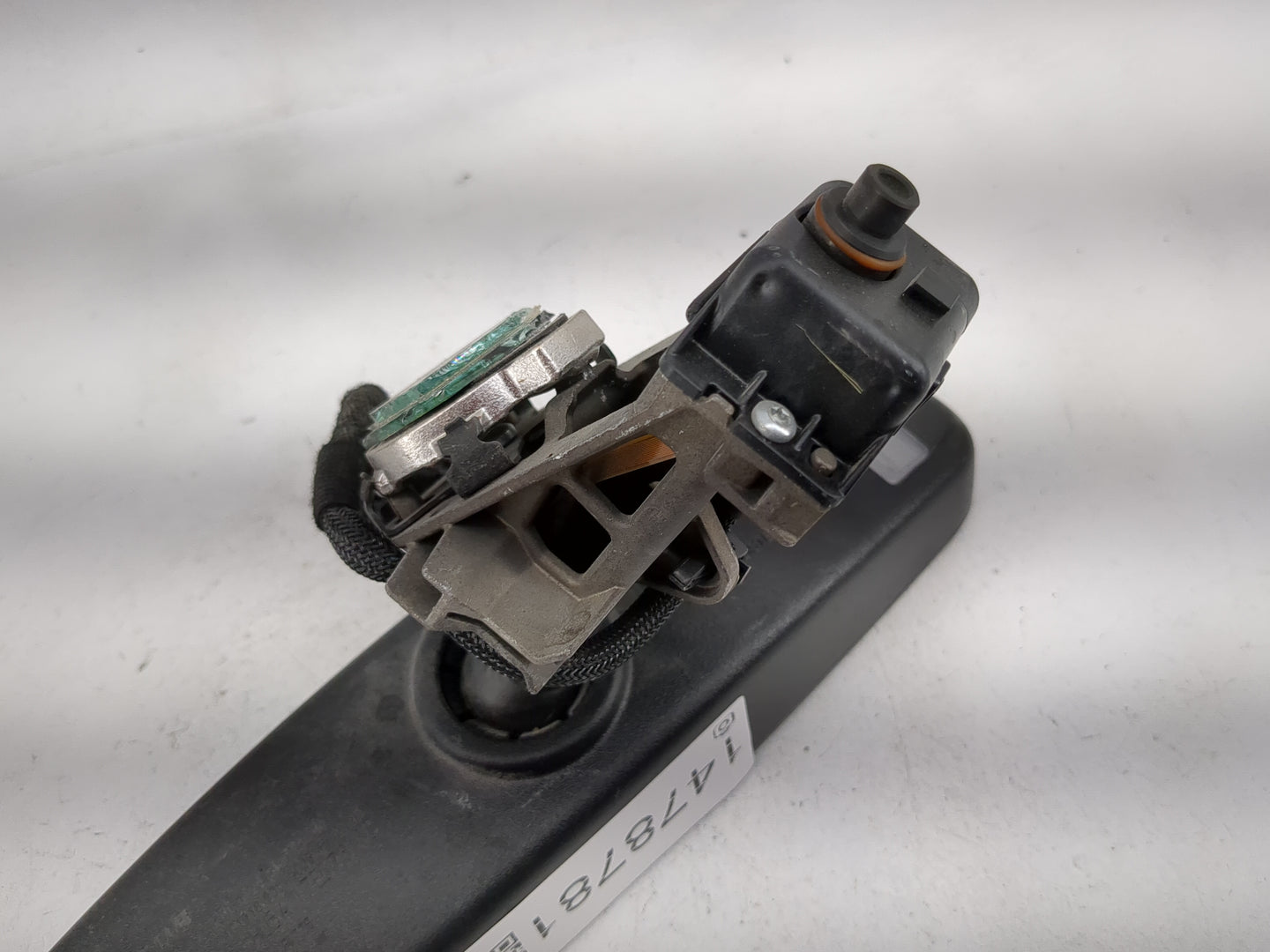 2019 Ford Fusion Interior Rear View Mirror Replacement OEM P/N:046532 026532, GNTX-288 Fits OEM Used Auto Parts - Oemusedaut