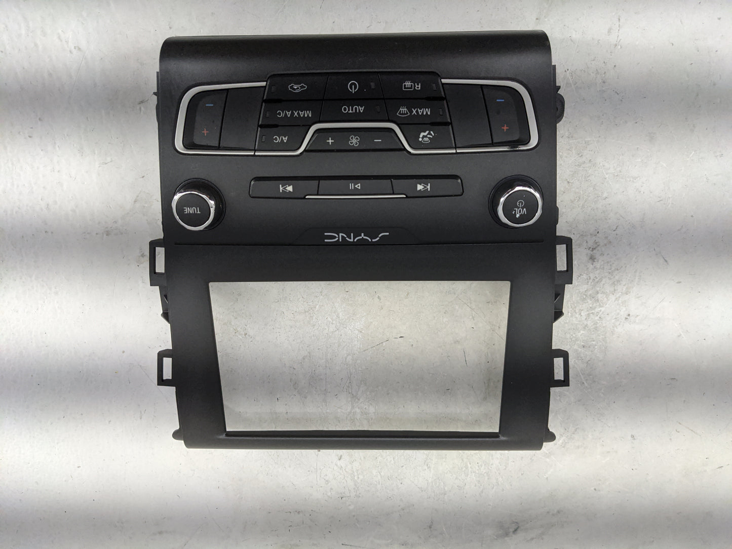 2019-2020 Ford Fusion Radio Control Panel 1483034 - Oemusedautoparts1.com