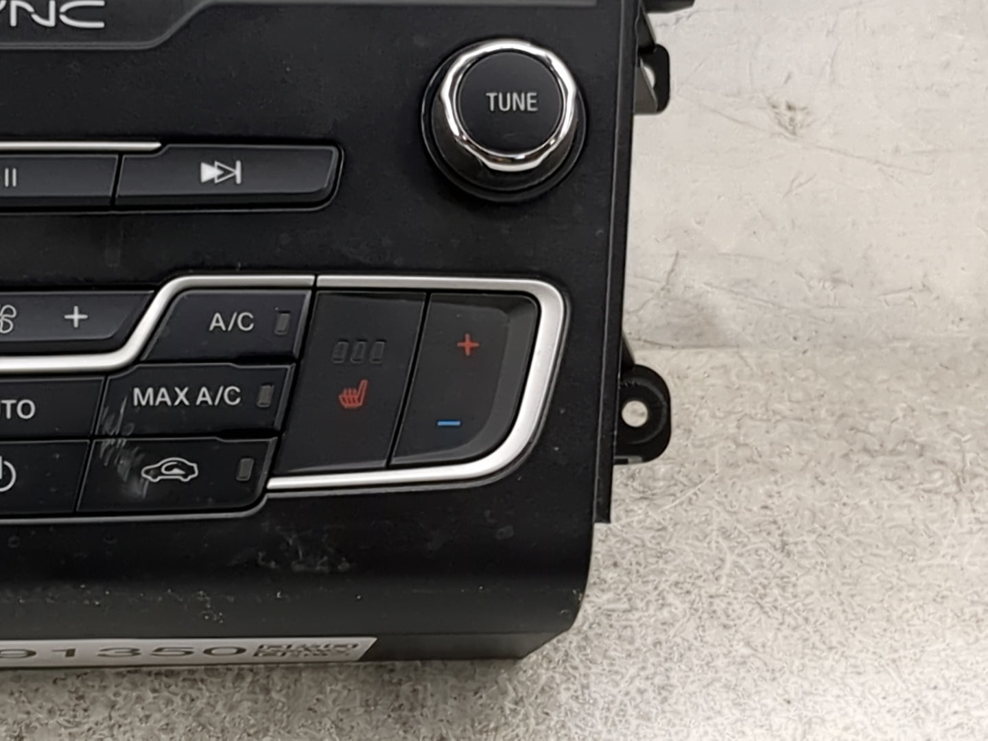 2016-2020 Ford Fusion Radio Control Panel 1491350 - Oemusedautoparts1.com