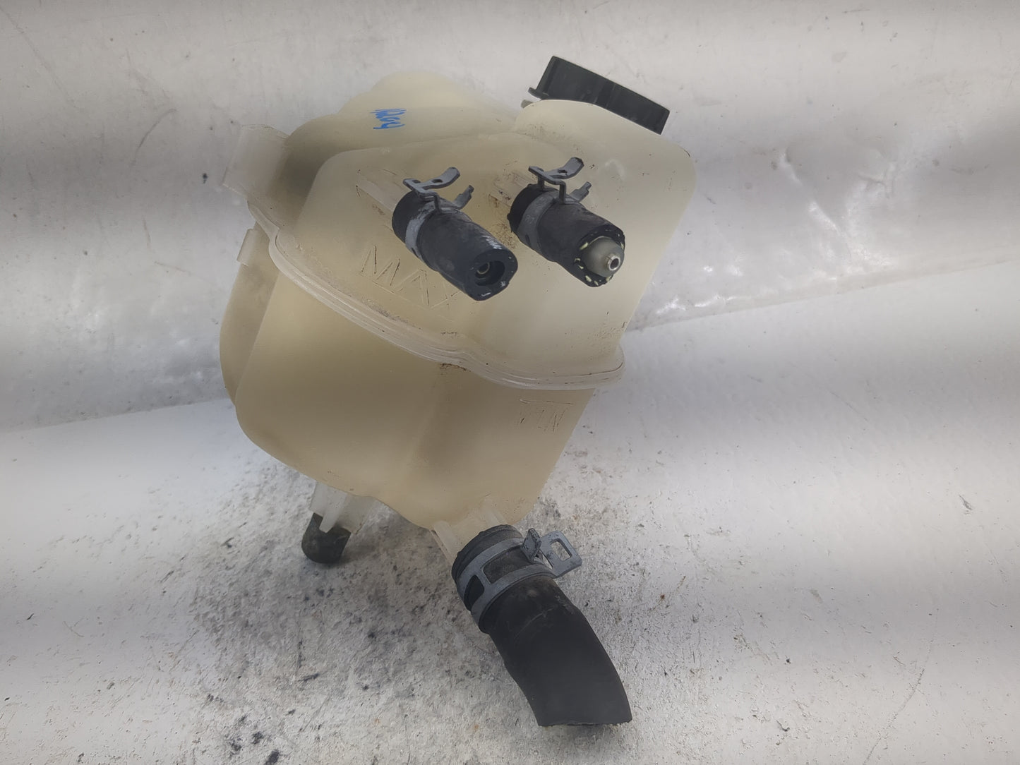 2013-2016 Ford Fusion Radiator Coolant Overflow Expansion Tank Bottle 1497954 - Oemusedautoparts1.com