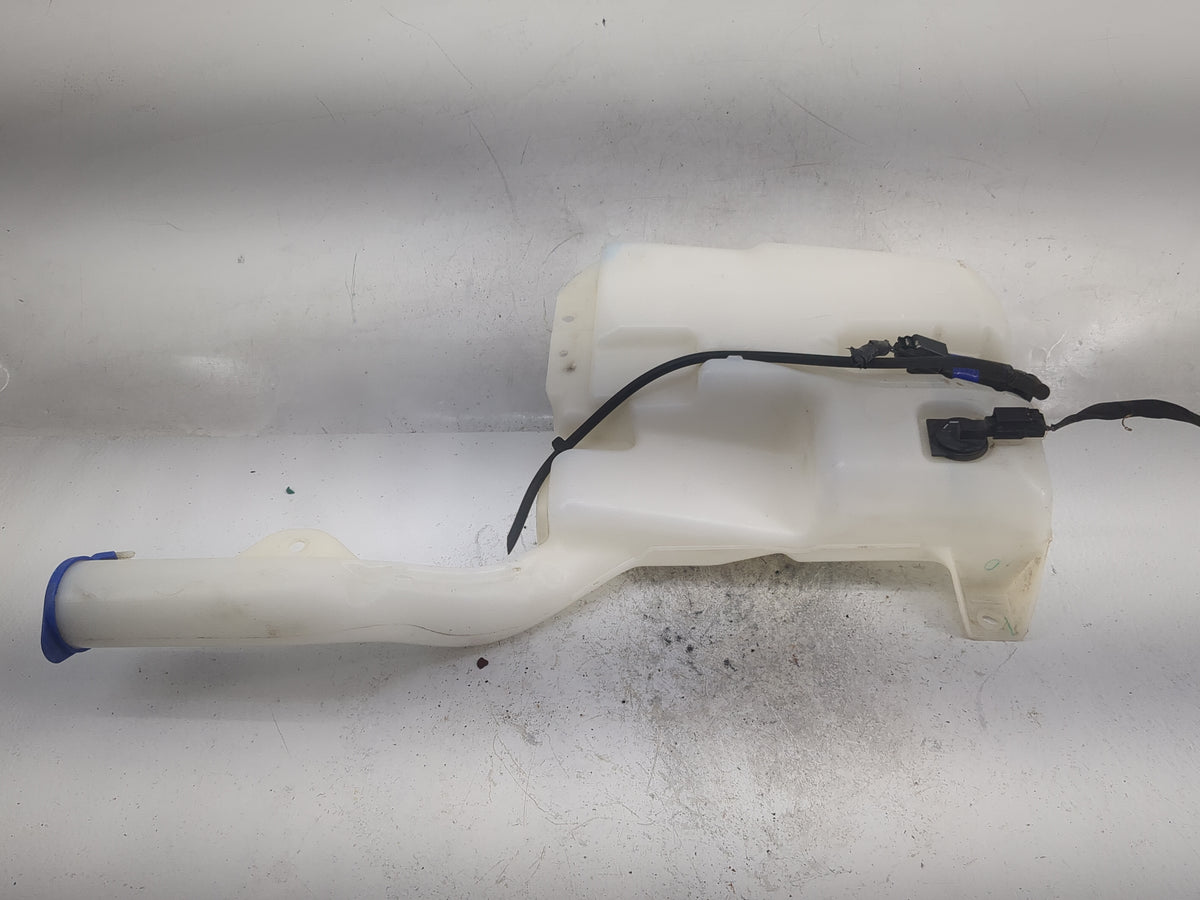 2017-2020 Ford Fusion Windshield Washer Fluid Reservoir Bottle Oem 1497964 - Oemusedautoparts1.com