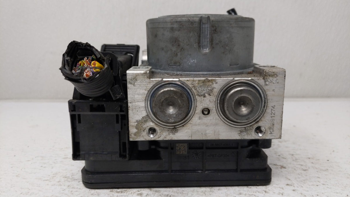 2019-2020 Ford Fusion Anti-Lock Brake ABS Pump Module Actuator OEM P/N:KG9C-2B373-CC KG9C-2B373-LC Fits Fits 2019 2020 OEM U
