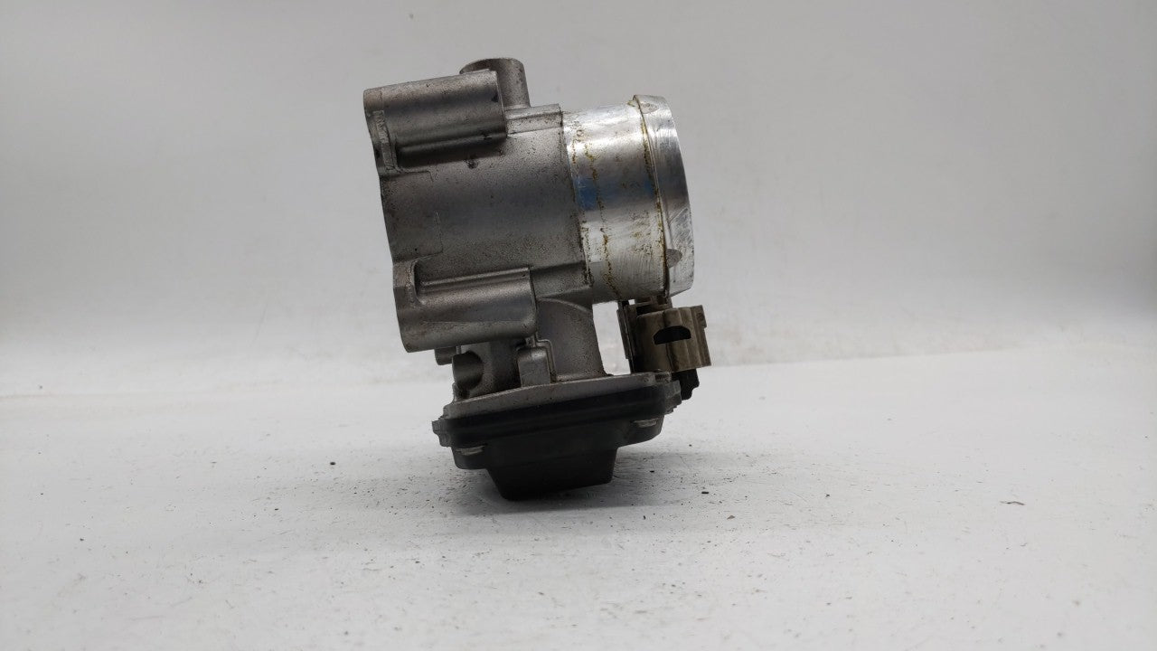 2014-2019 Ford Fusion Throttle Body P/N:DS7G-9E991-BB DS7G-9F991-CA Fits Fits 2014 2015 2016 2017 2018 2019 OEM Used Auto Pa