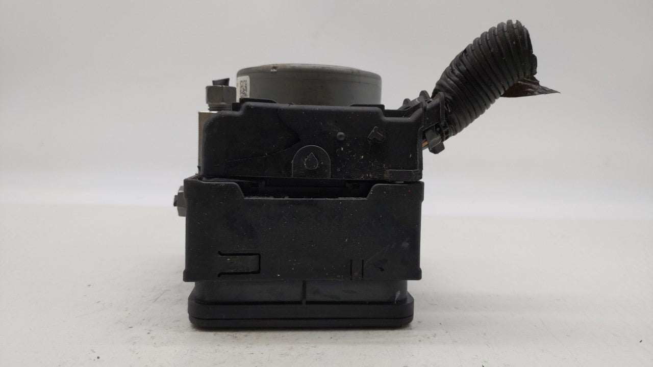2019-2020 Ford Fusion ABS Pump Control Module Replacement P/N:KG9C-2B373-LD KG9C-2B373-LC Fits Fits 2019 2020 OEM Used Auto 