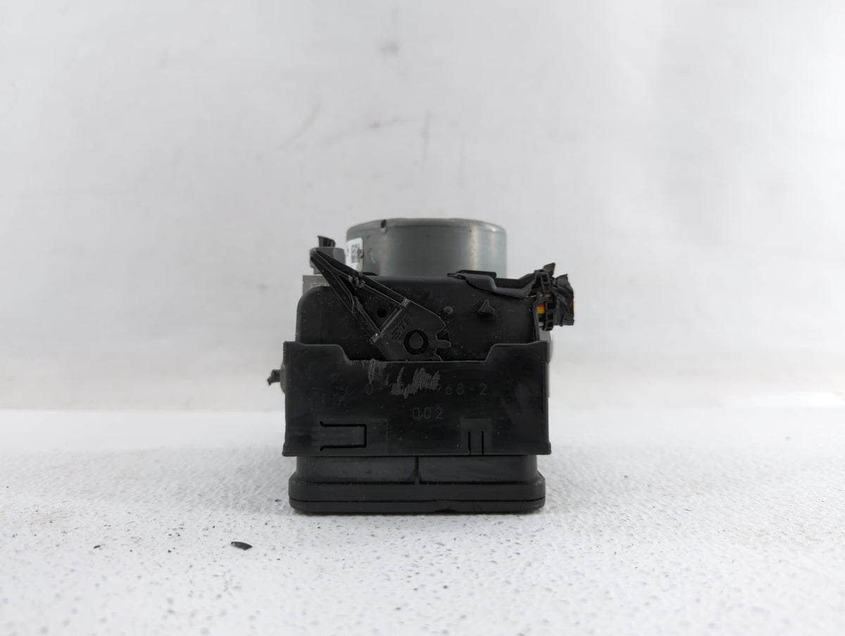 2019-2020 Ford Fusion Anti-Lock Brake ABS Pump Module Actuator OEM P/N:KG9C-2B373-LD KG9C-2B373-LC Fits Fits 2019 2020 OEM U