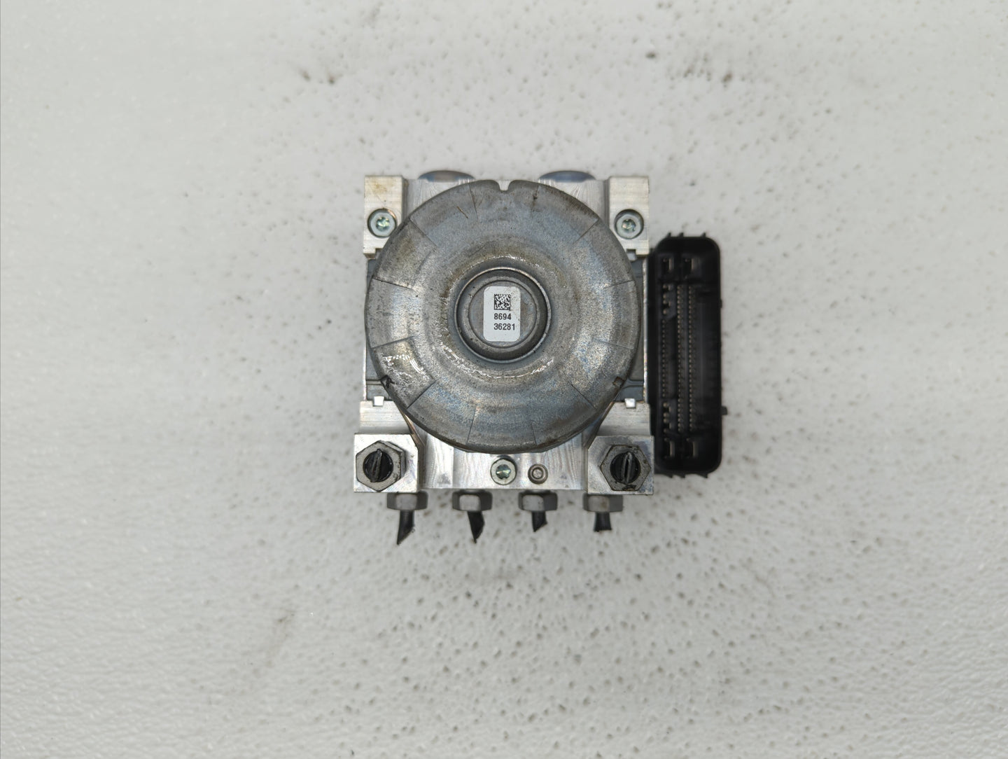 2019 Ford Fusion ABS Pump Control Module Replacement P/N:KG9C-2B373-CD KG9C-2B373-LD, KG9C-2B373-LC Fits OEM Used Auto Parts