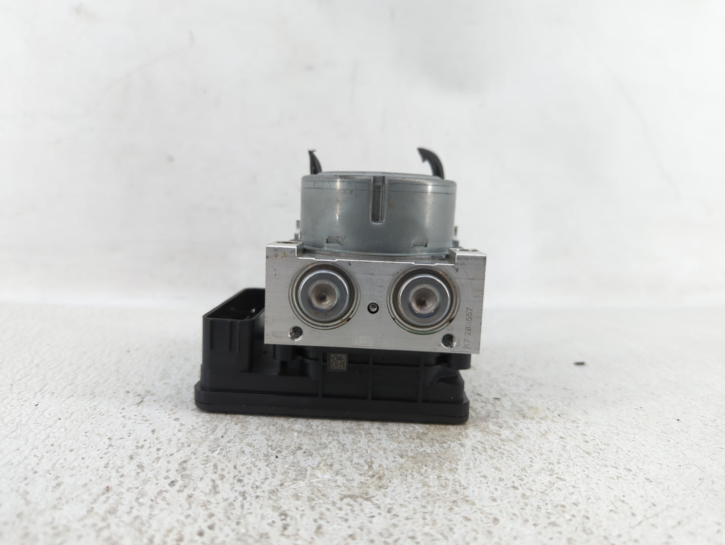 2019 Ford Fusion ABS Pump Control Module Replacement P/N:KG9C-2B373-CD KG9C-2B373-LD, KG9C-2B373-LC Fits OEM Used Auto Parts