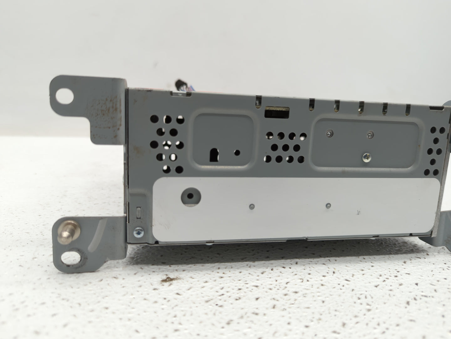 2019-2020 Ford Fusion Radio AM FM Cd Player Receiver Replacement P/N:KS7T-18D818-YB Fits Fits 2019 2020 OEM Used Auto Parts 