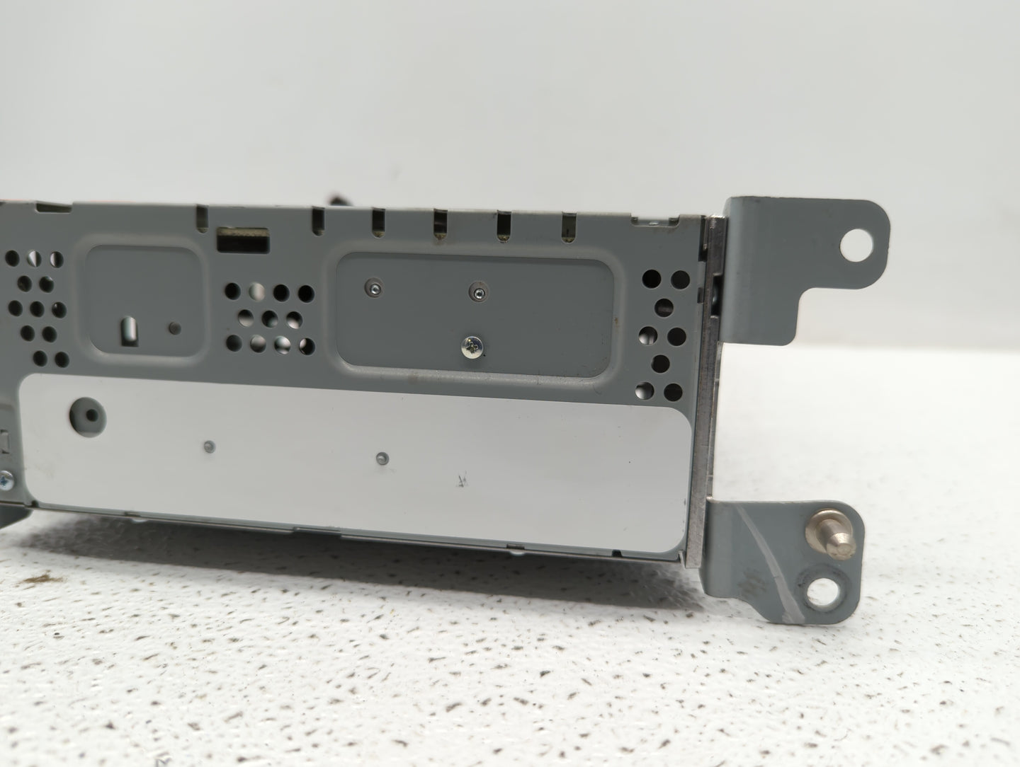 2019-2020 Ford Fusion Radio AM FM Cd Player Receiver Replacement P/N:KS7T-18D818-YB Fits Fits 2019 2020 OEM Used Auto Parts 