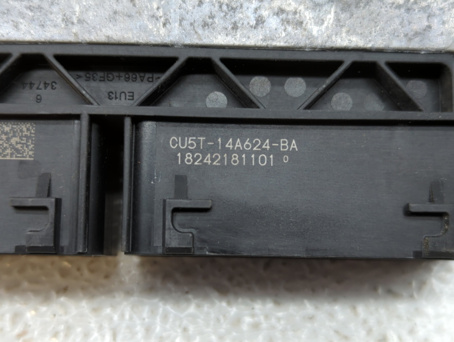 2017-2019 Ford Fusion PCM Engine Control Computer ECU ECM PCU OEM P/N:KS7A-12A650-BCA HS7A-12A650-ABB Fits Fits 2017 2018 20