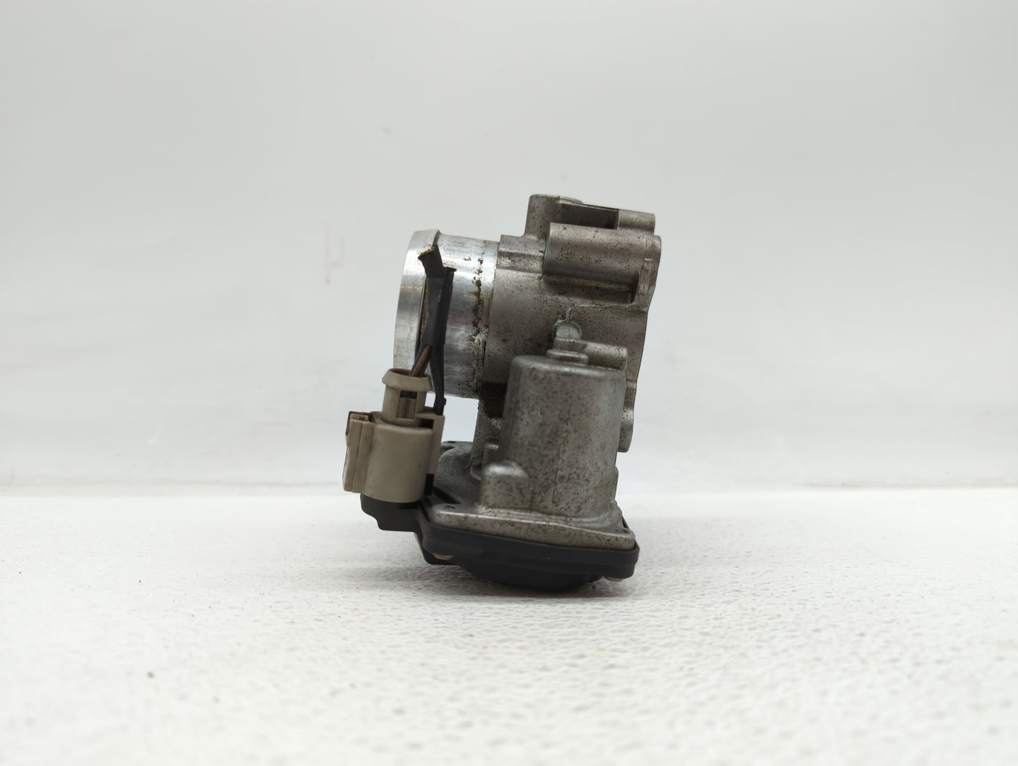 2014-2019 Ford Fusion Throttle Body P/N:DS7G-9F991-BB DS7G-9E991-BB, DS7G-9F991-CA Fits Fits 2014 2015 2016 2017 2018 2019 O