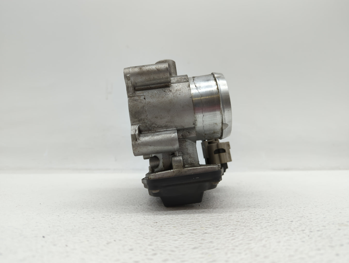 2014-2019 Ford Fusion Throttle Body P/N:DS7G-9F991-BB DS7G-9E991-BB, DS7G-9F991-CA Fits Fits 2014 2015 2016 2017 2018 2019 O