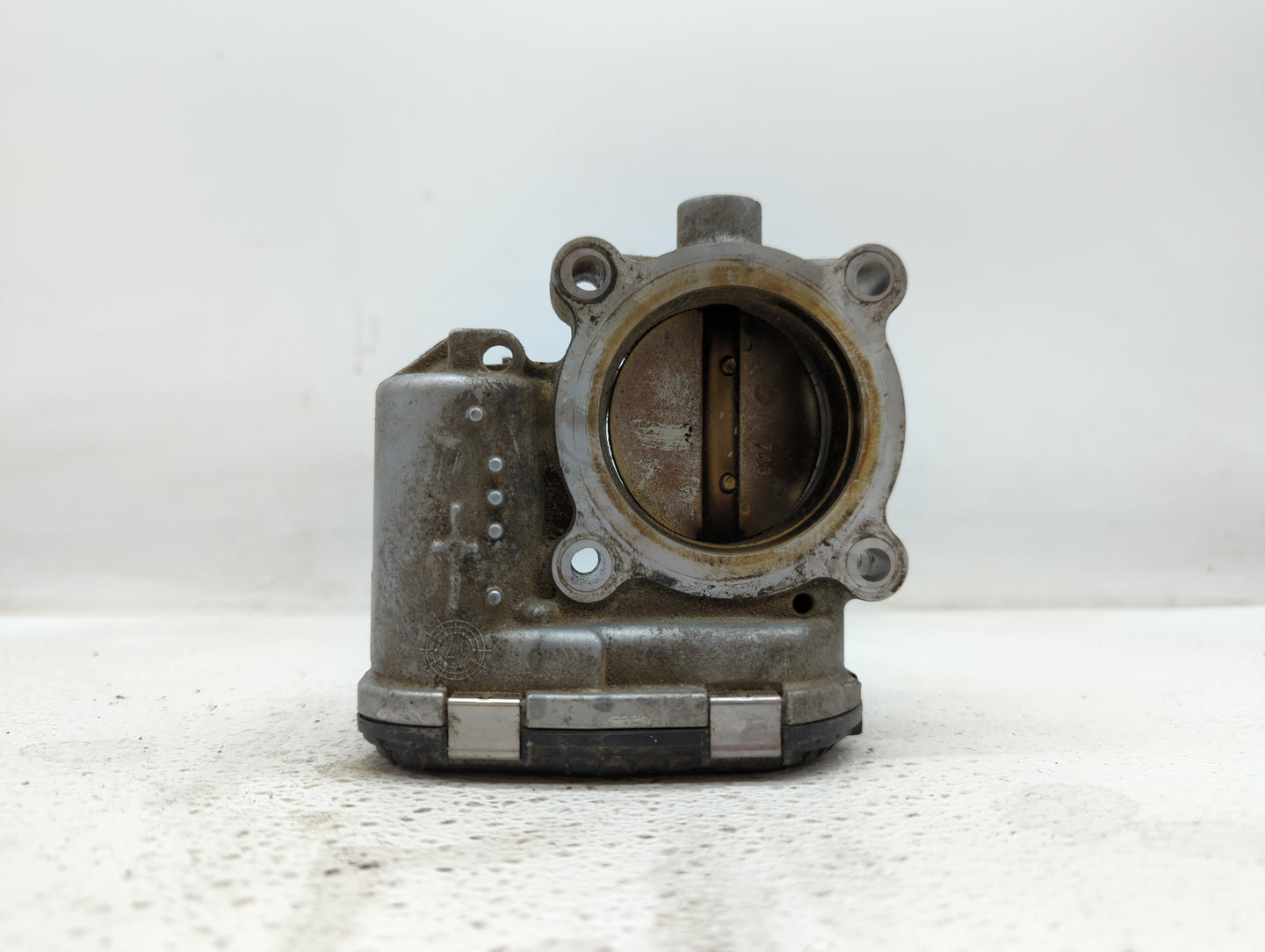 2014-2019 Ford Fusion Throttle Body P/N:0 280 750 566 DS7E-9F991-BB Fits Fits 2014 2015 2016 2017 2018 2019 OEM Used Auto Pa