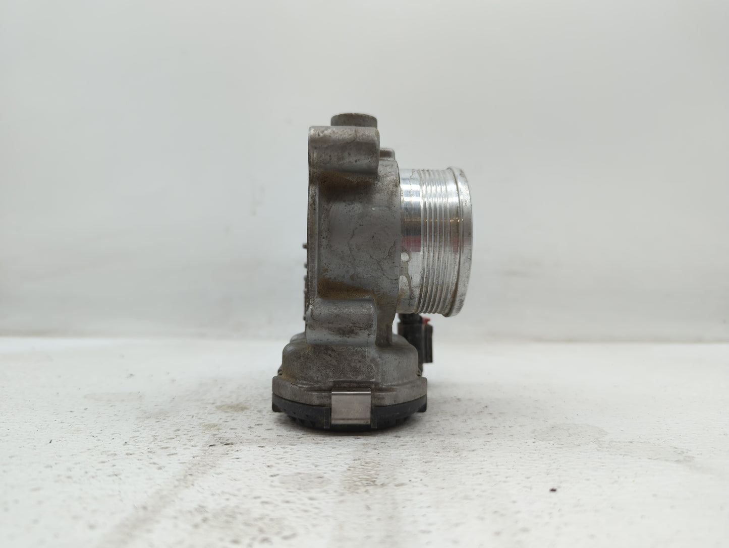 2014-2019 Ford Fusion Throttle Body P/N:0 280 750 566 DS7E-9F991-BB Fits Fits 2014 2015 2016 2017 2018 2019 OEM Used Auto Pa