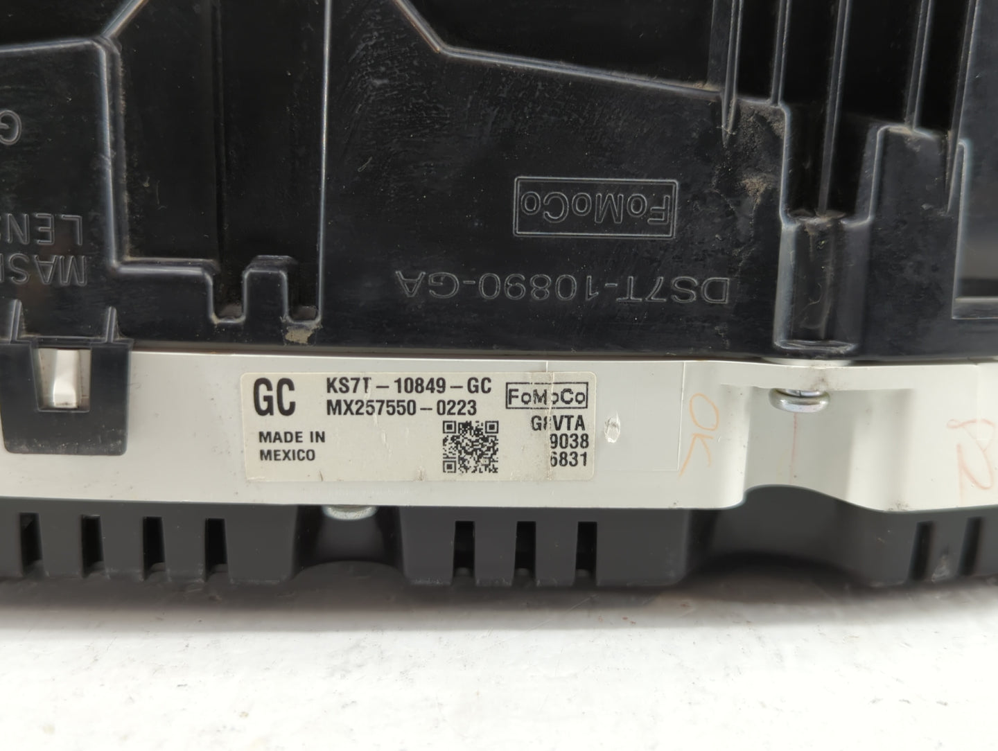 2019 Ford Fusion Instrument Cluster Speedometer Gauges P/N:KS7T-10849-GC KS7T-10849-GD Fits OEM Used Auto Parts - Oemusedaut