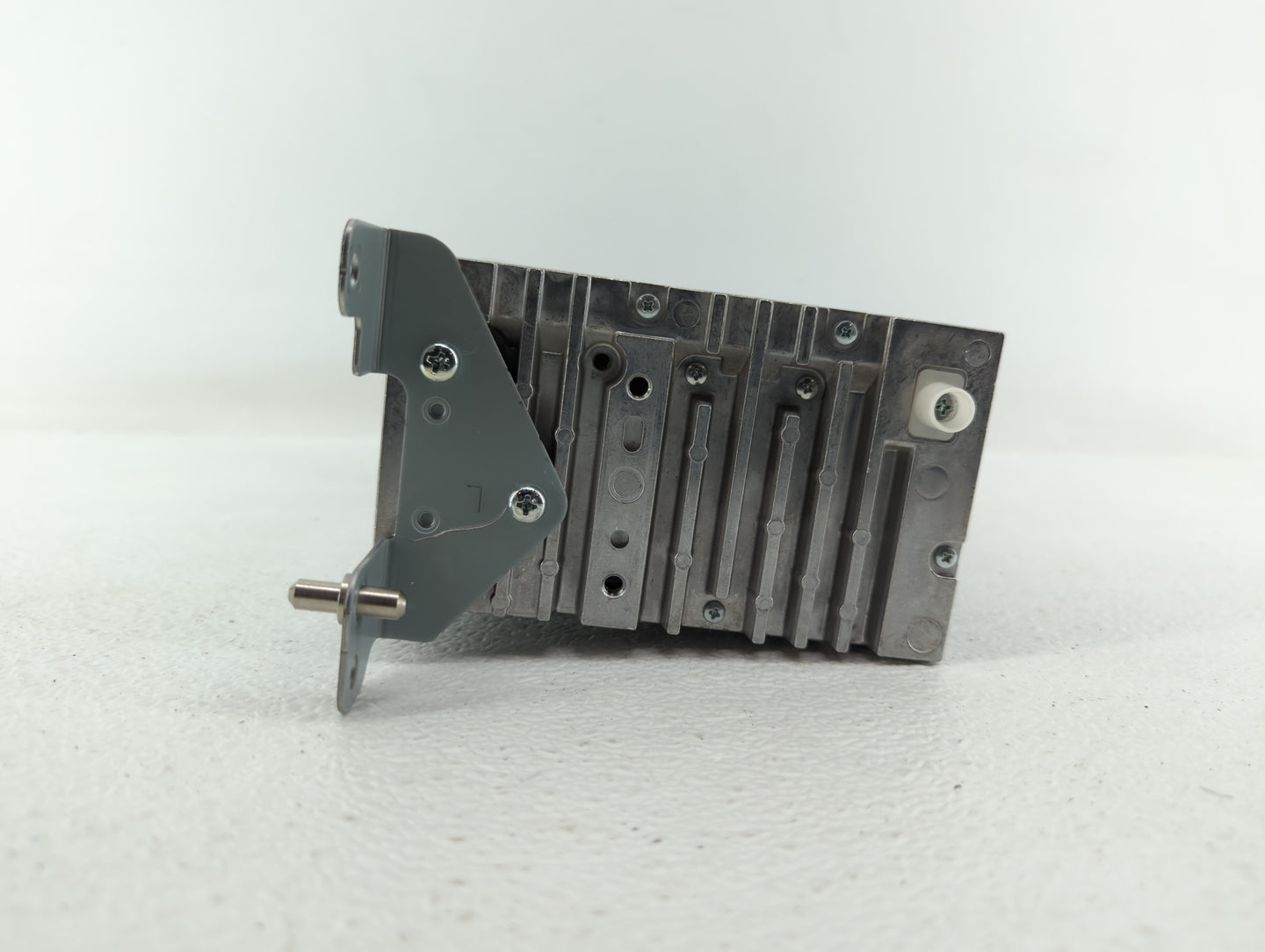 2019-2020 Ford Fusion Am Fm Cd Player Radio Receiver - Oemusedautoparts1.com