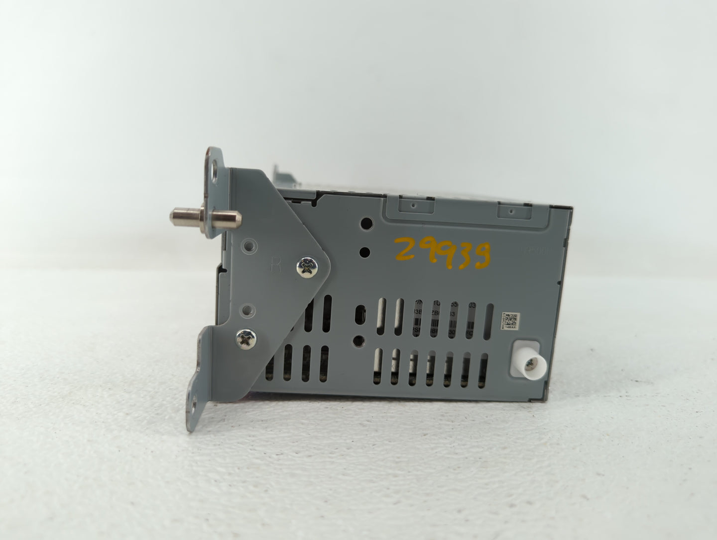 2019-2020 Ford Fusion Am Fm Cd Player Radio Receiver - Oemusedautoparts1.com