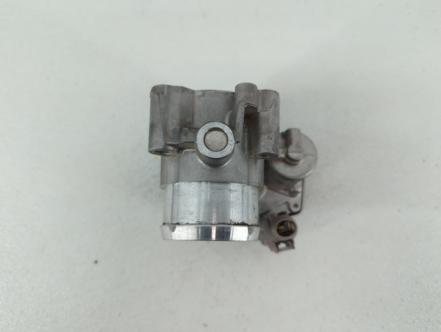 2014-2019 Ford Fusion Throttle Body P/N:50989011 DS7G-9F991-BB, DS7G-9E991-BB Fits Fits 2014 2015 2016 2017 2018 2019 OEM Us