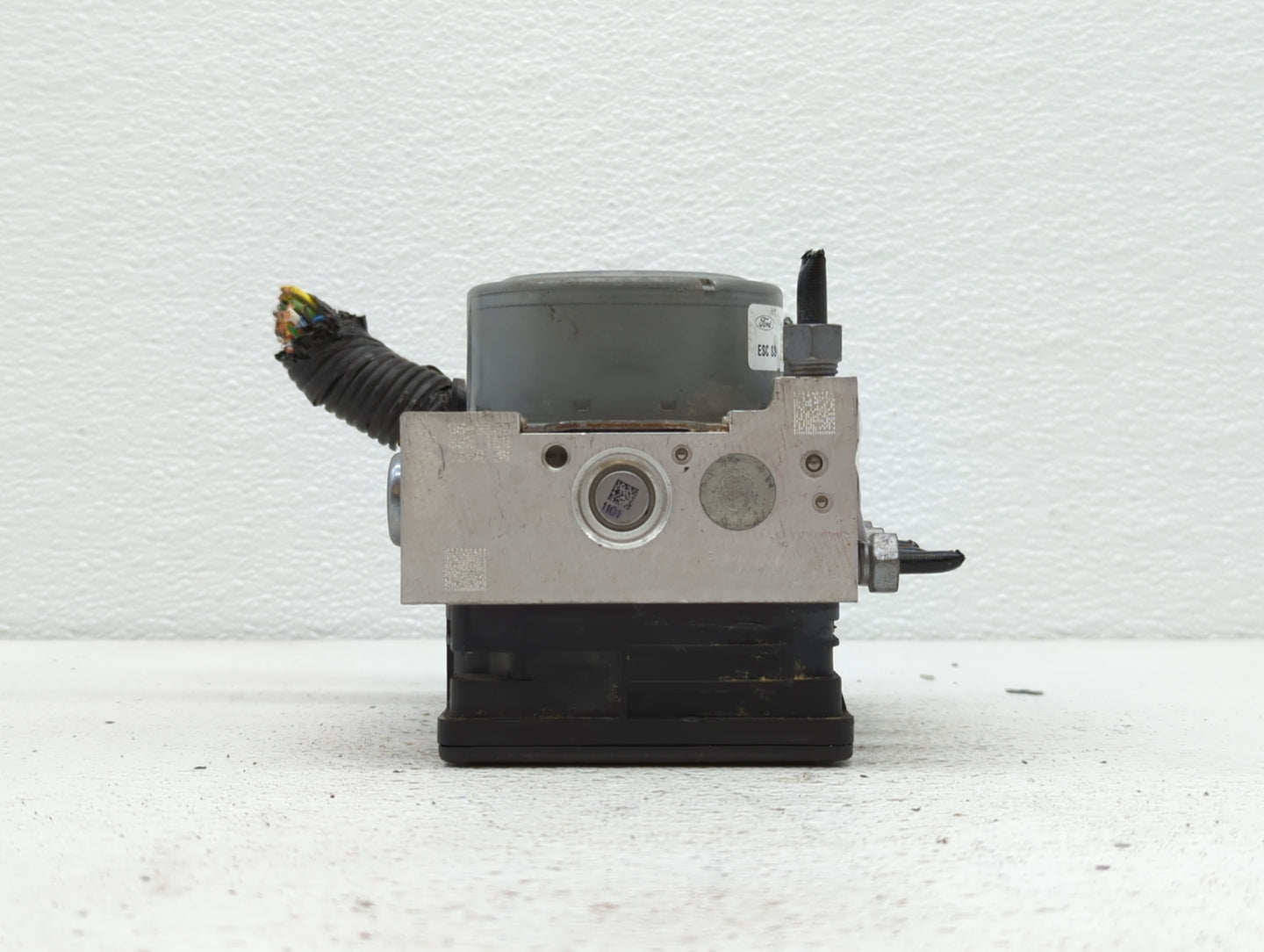 2019 Ford Fusion ABS Pump Control Module Replacement P/N:KG9C-2B373-CC KG9C-2B373-CD, KG9C-2B373-LD, KG9C-2B373-LC Fits OEM 