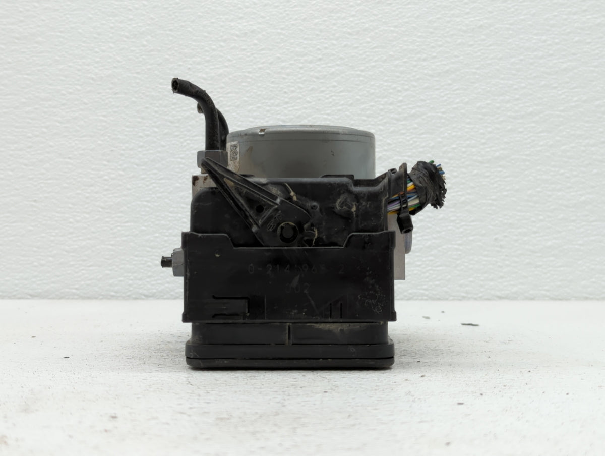 2019-2020 Ford Fusion Anti-Lock Brake ABS Pump Module Actuator OEM P/N:KG9C-2B373-CC KG9C-2B373-CD Fits Fits 2019 2020 OEM U