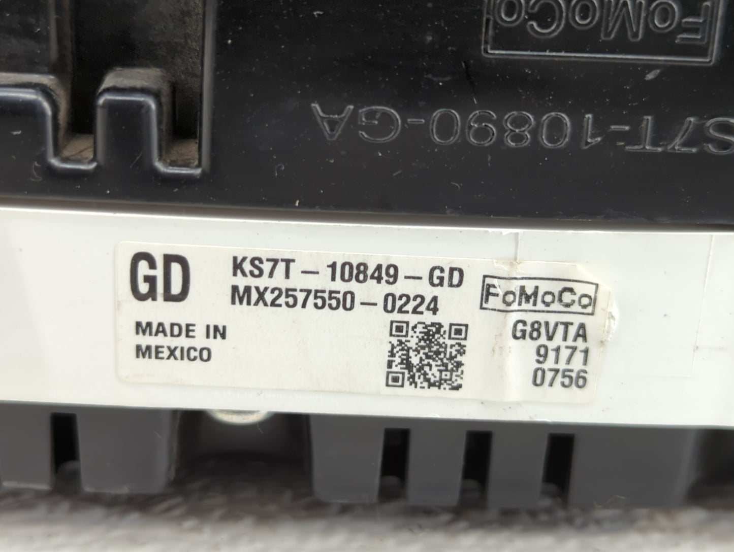 2019-2020 Ford Fusion Instrument Cluster Speedometer Gauges P/N:KS7T-10849-GD DS7T-10890-GA Miles: Fits Fits 2019 2020 OEM U