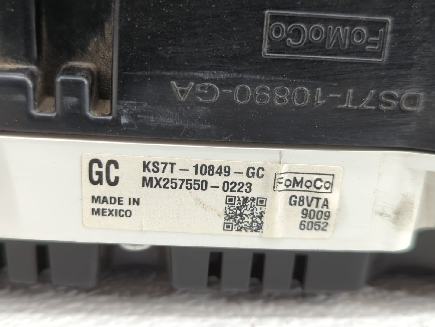 2019 Ford Fusion Instrument Cluster Speedometer Gauges P/N:KS7T-10849-GD DS7T-10890-GA, KS7T-10849-GC Fits OEM Used Auto Par