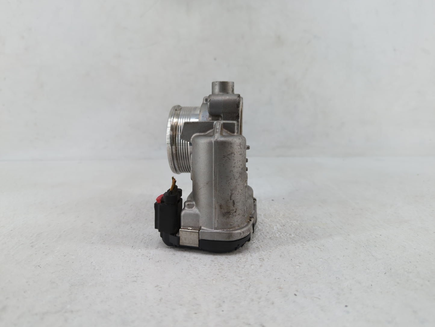 2014-2019 Ford Fusion Throttle Body P/N:DS7E-9F991-BB Fits Fits 2014 2015 2016 2017 2018 2019 OEM Used Auto Parts - Oemuseda