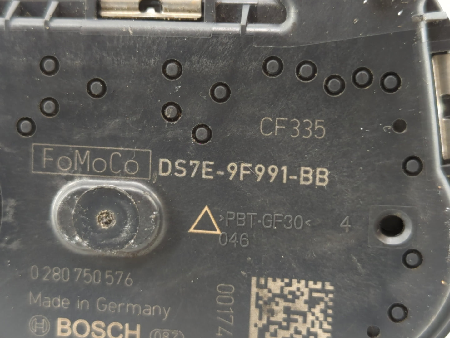 2014-2019 Ford Fusion Throttle Body P/N:DS7E-9F991-BB Fits Fits 2014 2015 2016 2017 2018 2019 OEM Used Auto Parts - Oemuseda