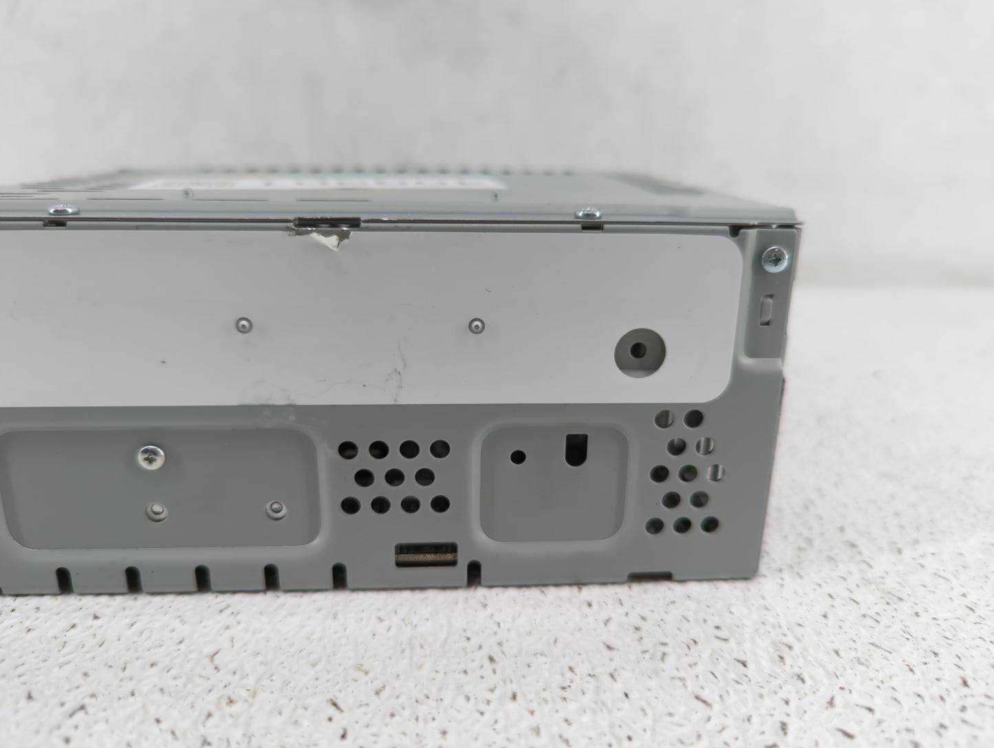 2019-2020 Ford Fusion Am Fm Cd Player Radio Receiver - Oemusedautoparts1.com